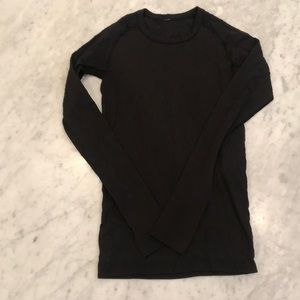 Lululemon Rest Less Pullover in Black